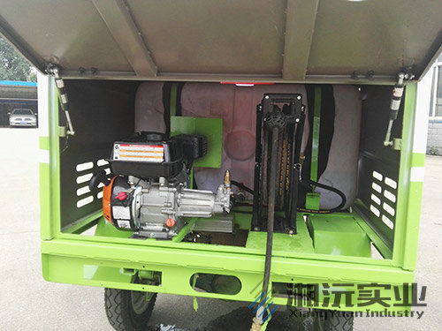 常德湘沅實業(yè)有限公司,常德垂直垃圾壓縮站,地埋式垃圾壓縮站,電動人力斗車,電動三輪高壓清運(yùn)車,電動助力拉車